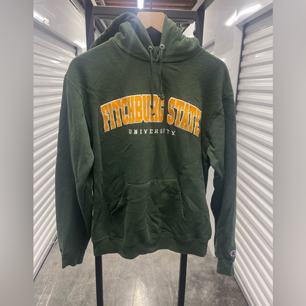 Champion Fitchburg State Falcons University hoodie medium embroidered 22x24